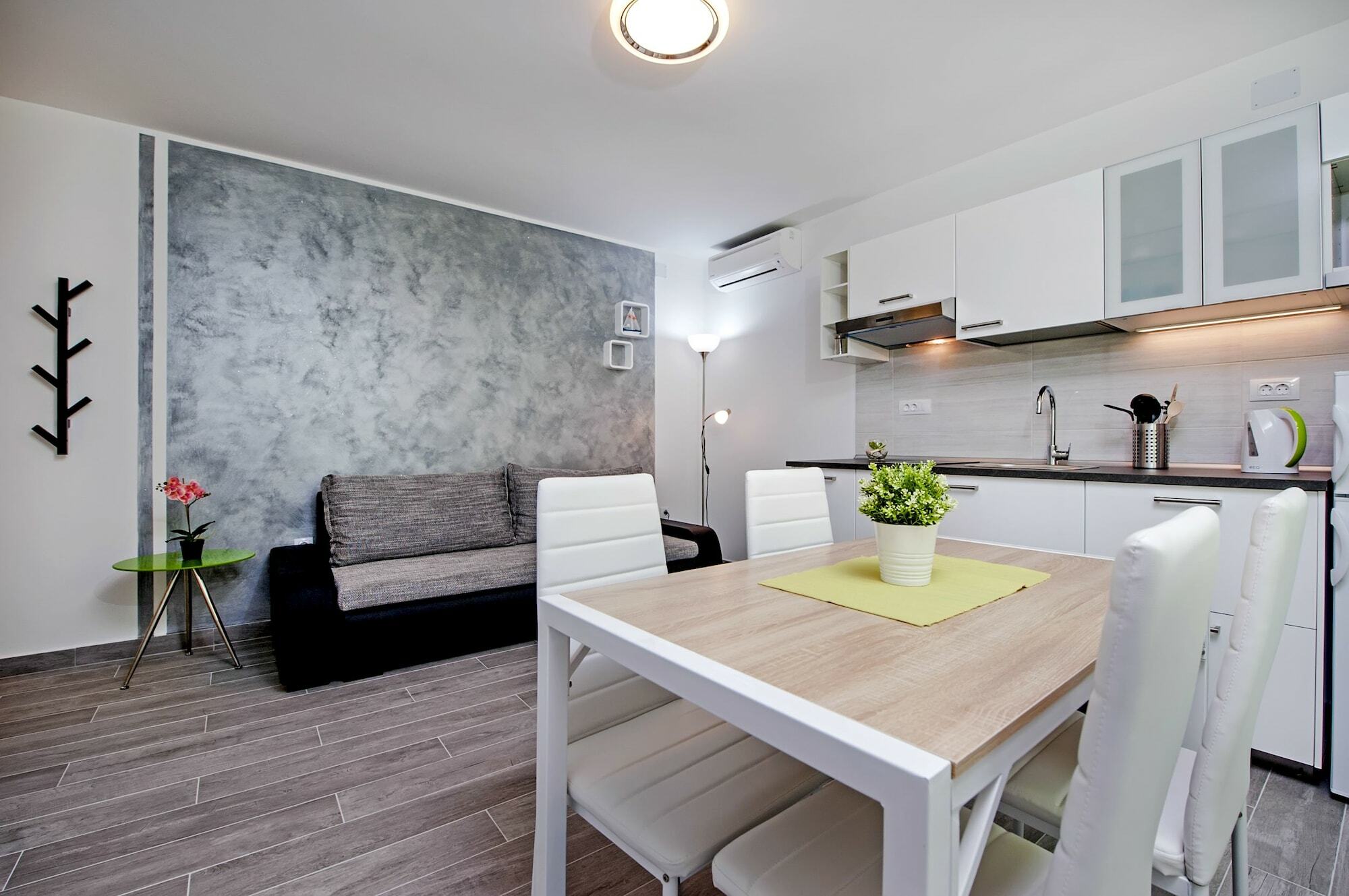 Apartment And Studio Tereza Rovinj Ngoại thất bức ảnh